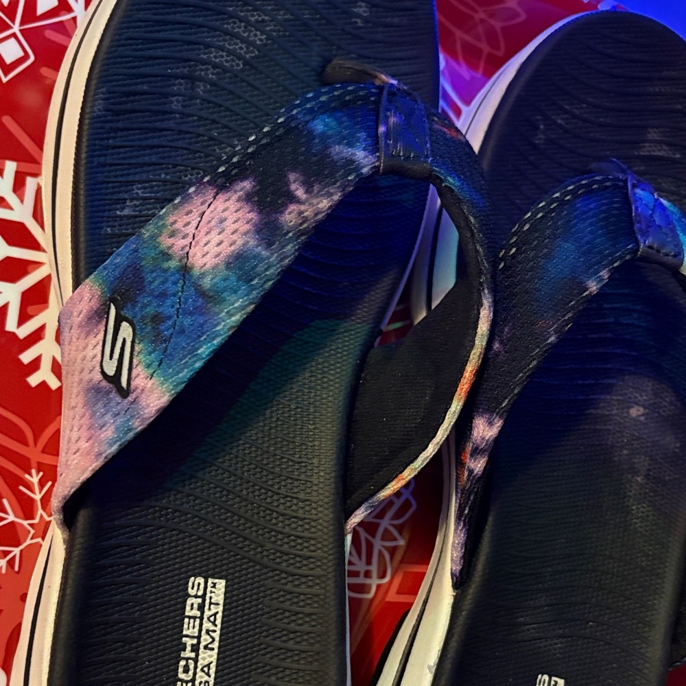 Skechers Kids' Blue and Pink Flip Flops - Picture 7 of 9